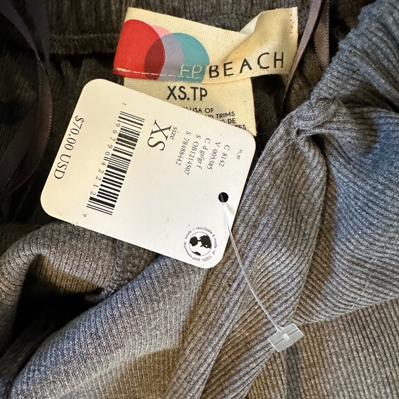 NWT FREE PEOPLE Backless Halter Wide Leg Jumpsuit SIZE XS - Picture 2 of 3